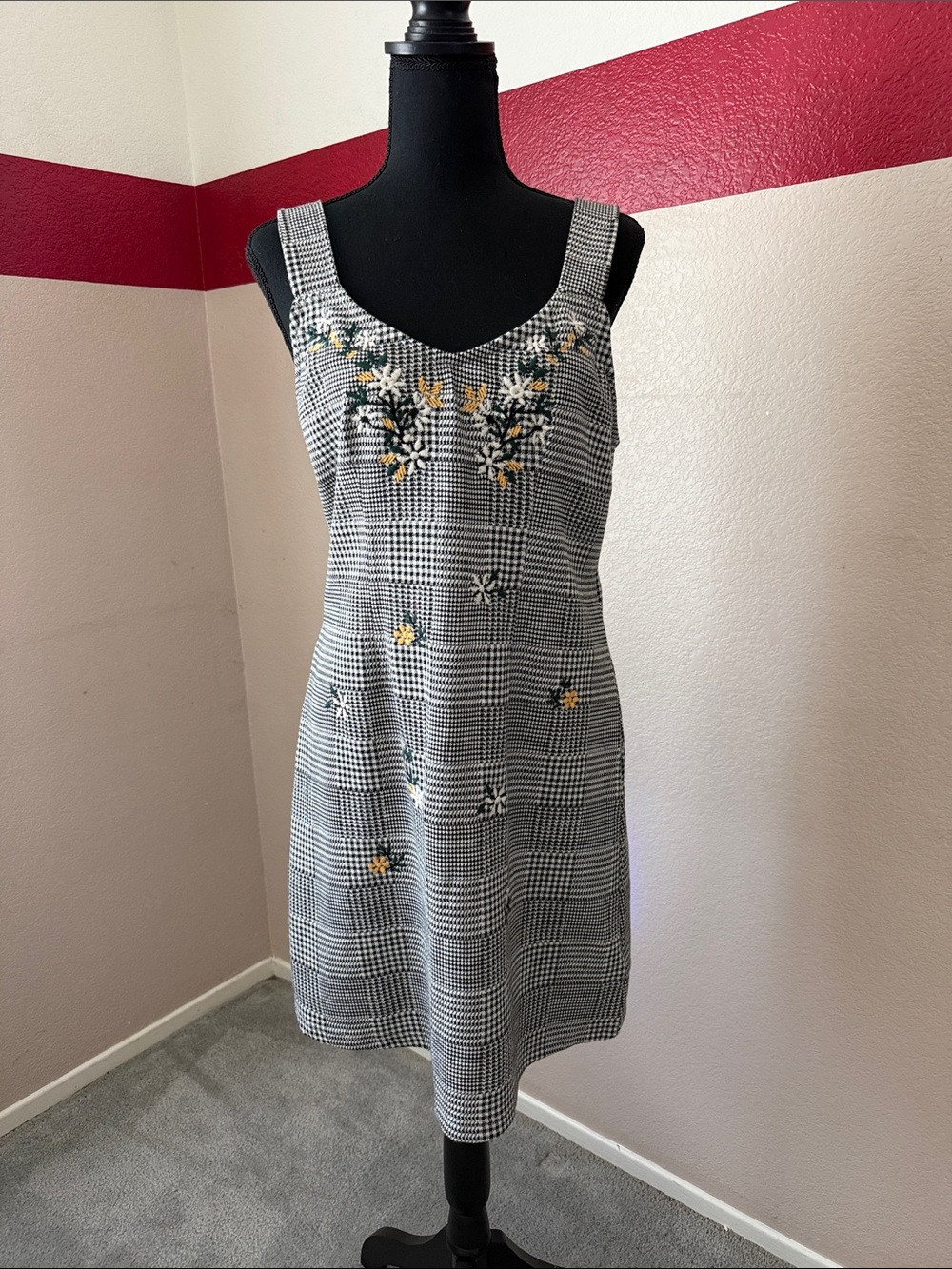 Topshop - Embroidered Black & White Plaid Sleeveless Dress | Sz 10